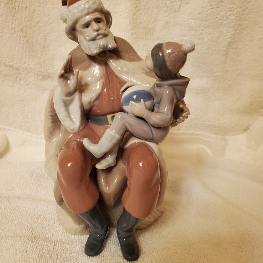 Lladro “A Christmas Wish” figurine 1989 Made in Spain